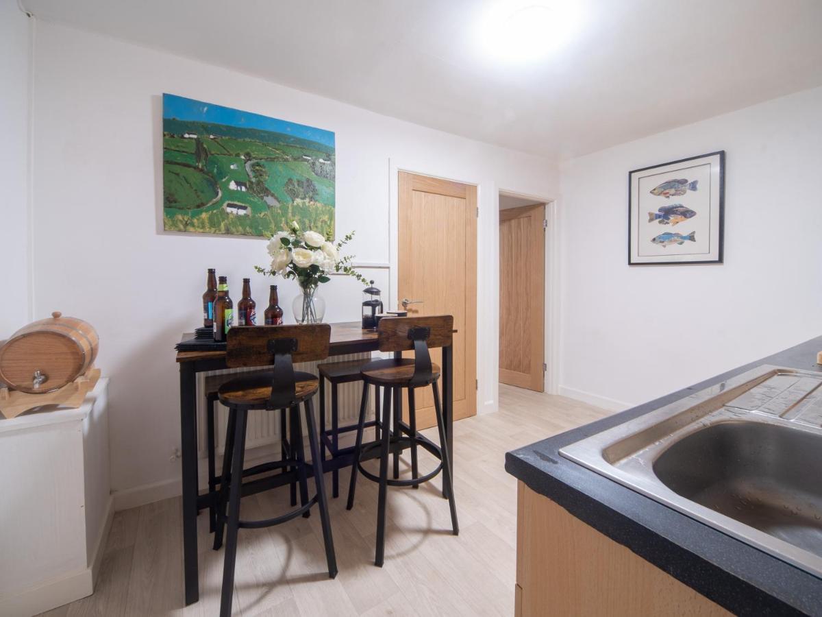 Castle View - Flat In Mumbles - Free Parking Apartamento Oystermouth Exterior foto