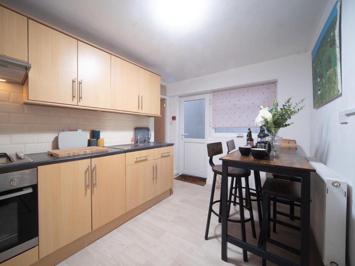 Castle View - Flat In Mumbles - Free Parking Apartamento Oystermouth Exterior foto